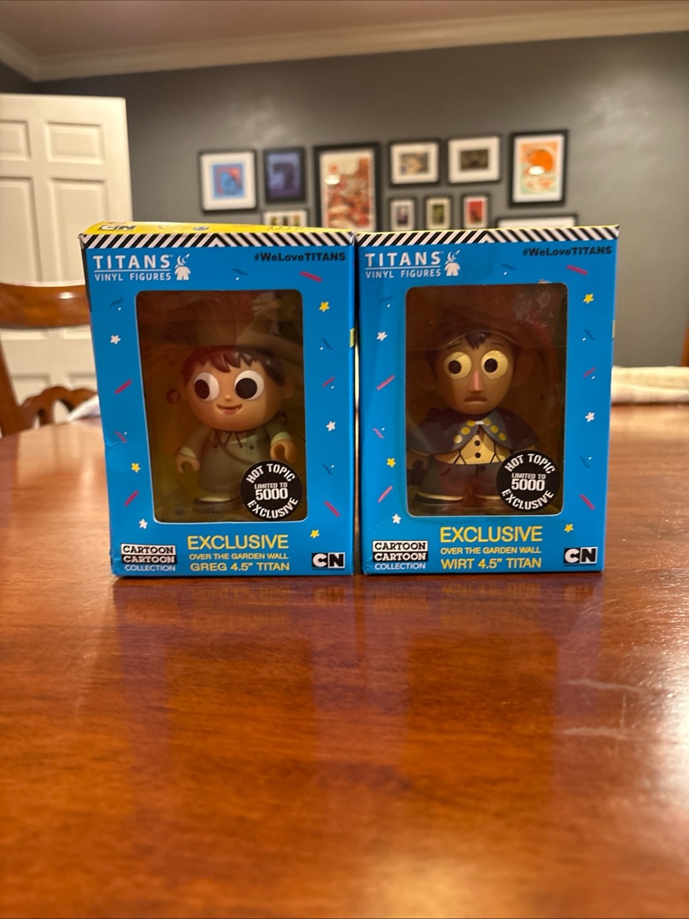 Cartoon Network Titans Exclusive Greg & Wirt Vinyl Figures - Blue, Brown, Yellow